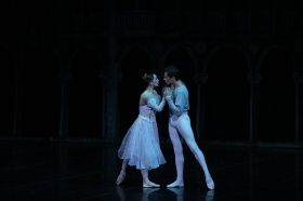Прекрасные Ромео и Джульетта!